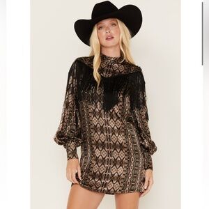 Shyanne Women's Long Sleeve Satin Fringe Mode Dress